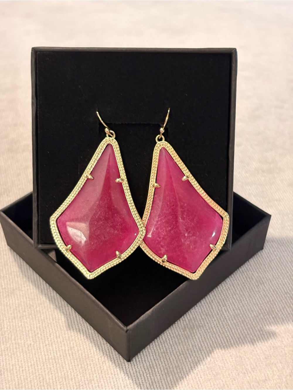Kendra Scott Gold-Trim Fuchsia Drop Earrings - Women's Fashion Jewelry